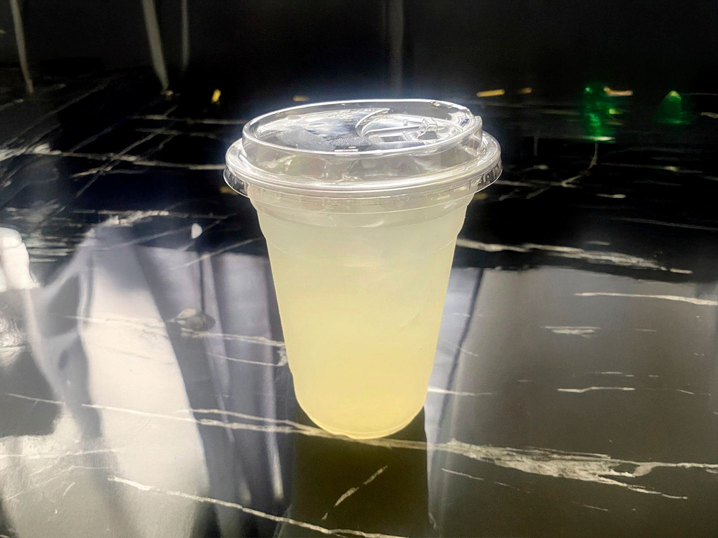 Jugo Limon Natural 16 Oz - Con Hielo