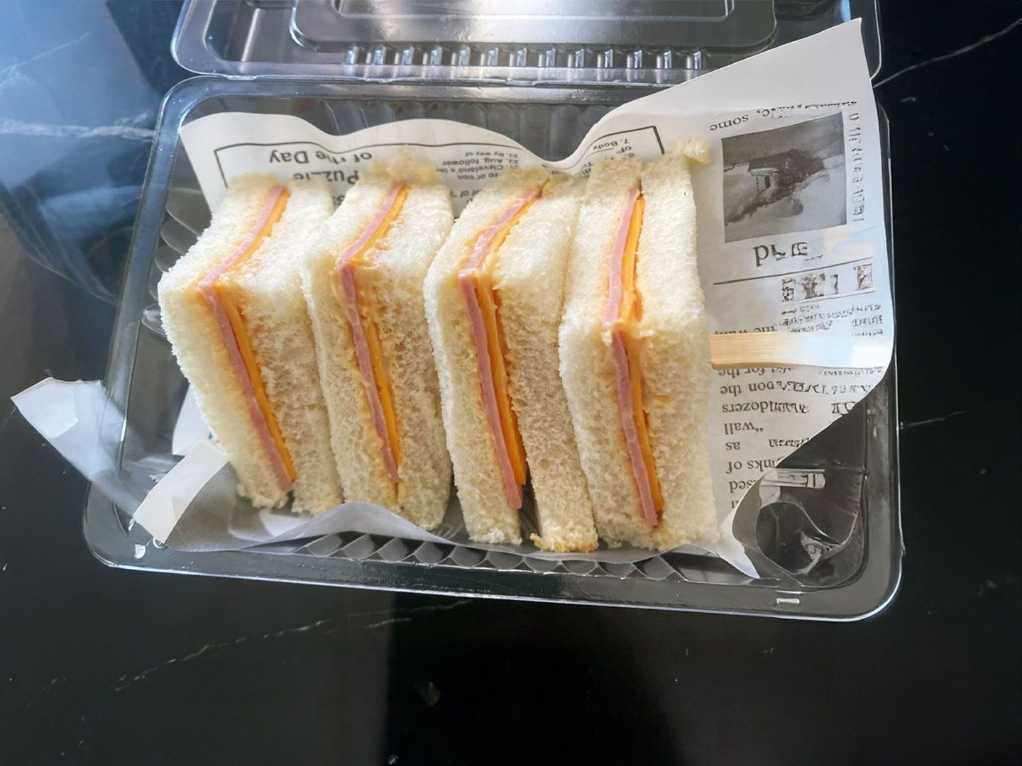 Sandwich De Jamón Y Queso Tipo Buffet
